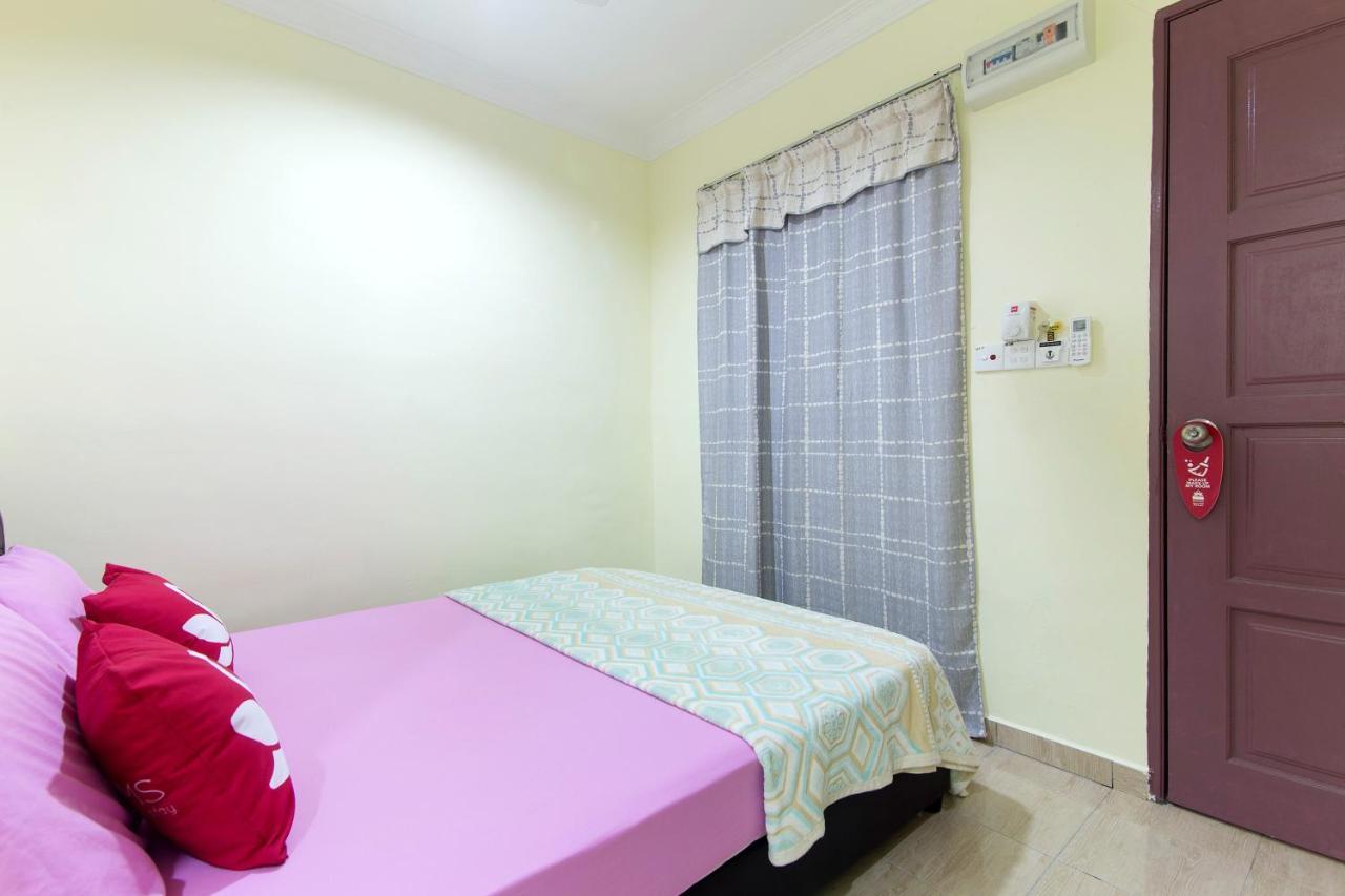 Kampung Guest House Пантай Ченанг Екстериор снимка
